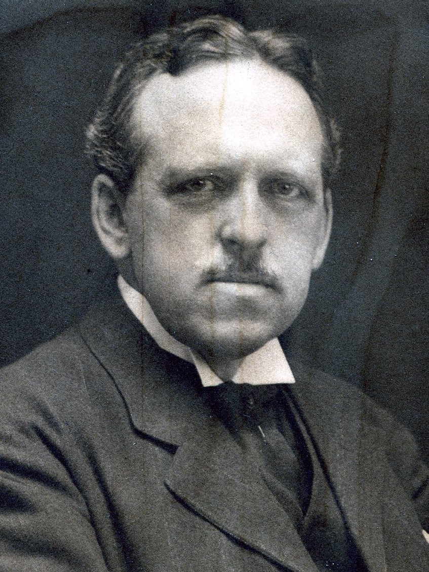 Member portrait of Winthrop L. Rogers